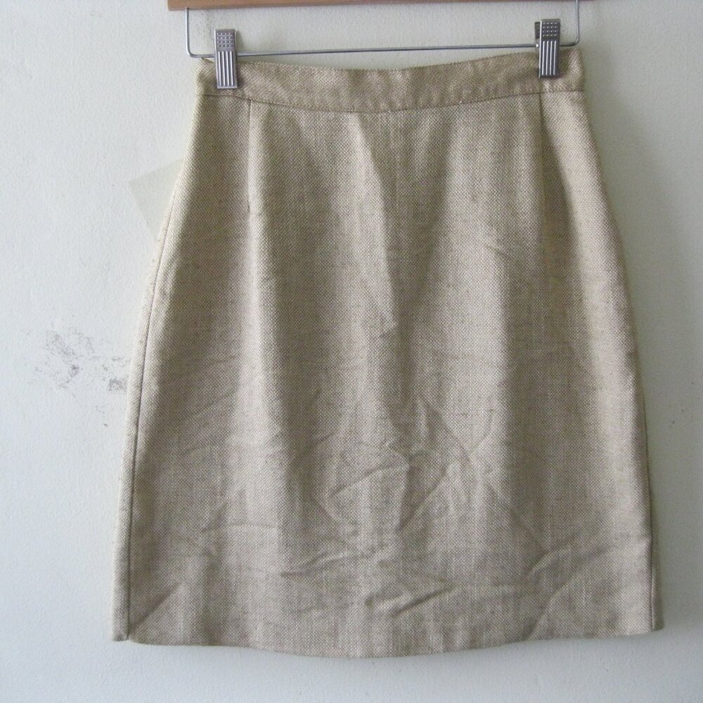 Kips Bay ILGWU Ladies' mini beige Skirt 7/8 (1250)